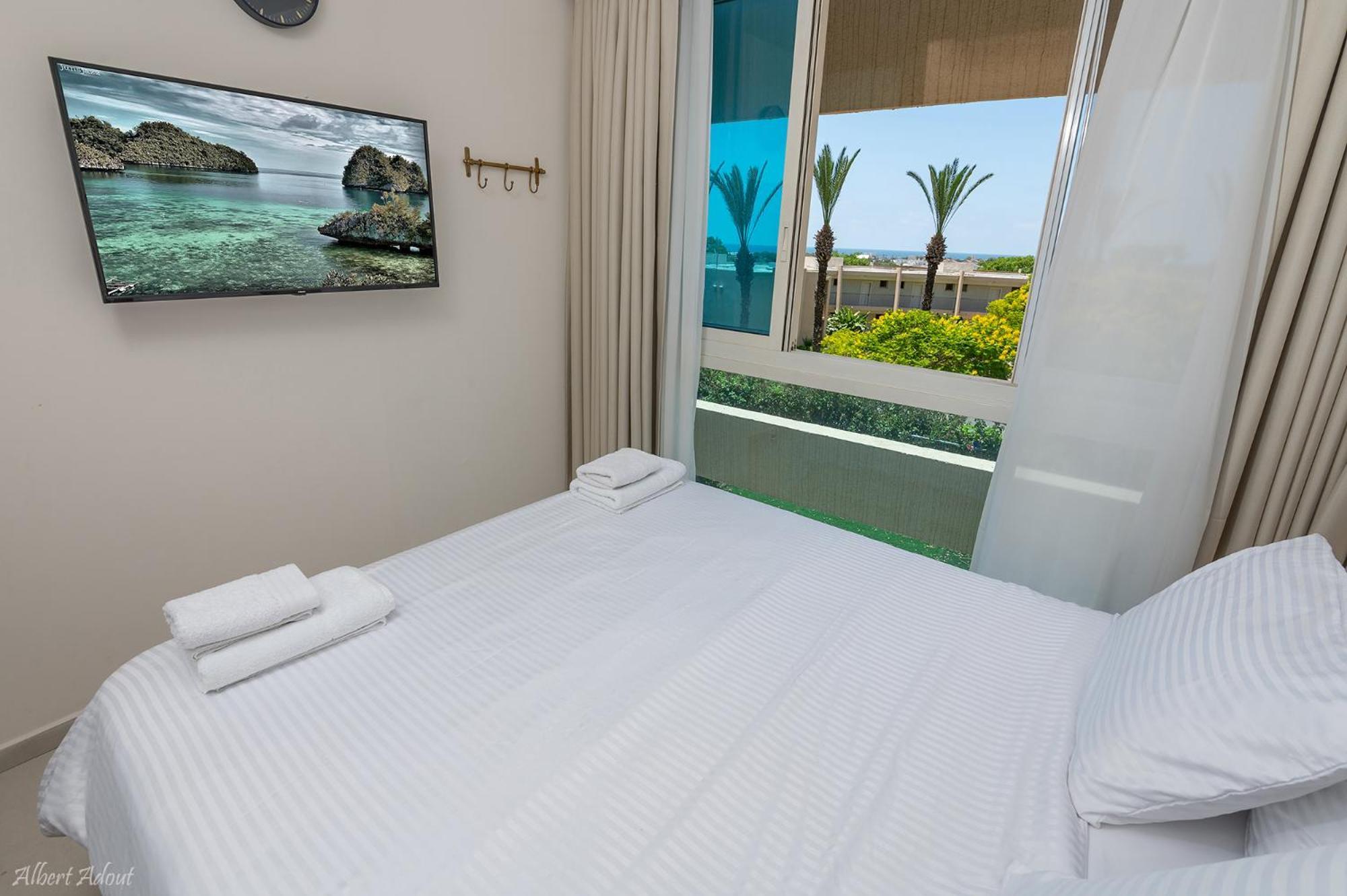 Mina'S Suites - קיסריה Экстерьер фото