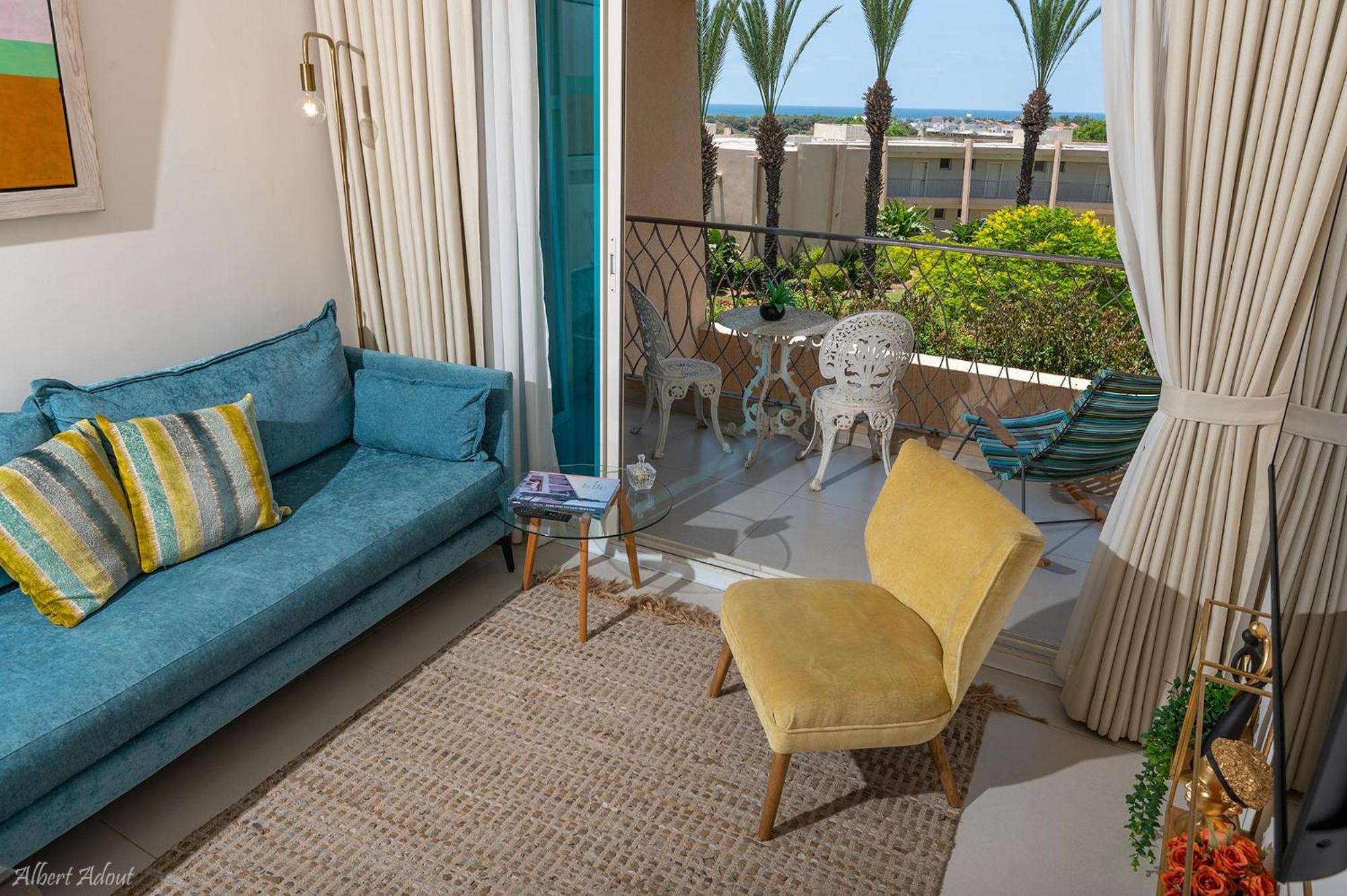 Mina'S Suites - קיסריה Экстерьер фото